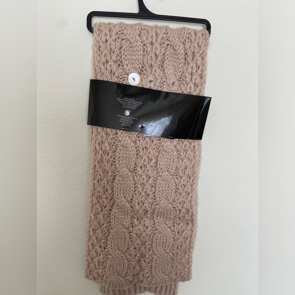 MARILYN MONROE WOMEN’S SCARF & BEANIE Champagne with sparkles color - Picture 2 of 7